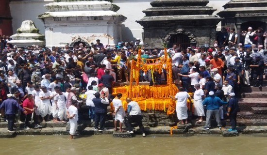 पशुपति पुर्याइयो नेम्वाङको पार्थिव शरिर