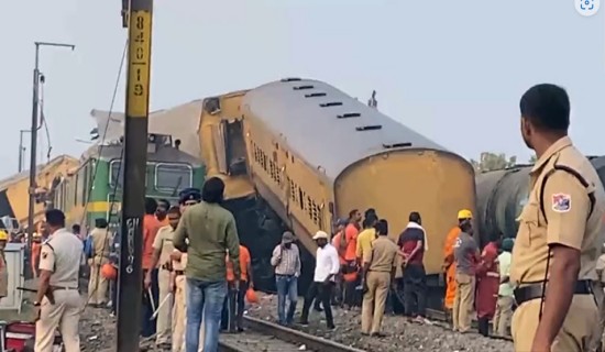 भारतमा रेल दुर्घटना हुँदा १३ जनाको मृत्यु