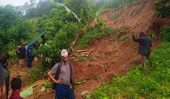 जाजरकोटमा पहिरोले टहरो पुर्दा एकै घरमा तीन जनाको मृत्यु